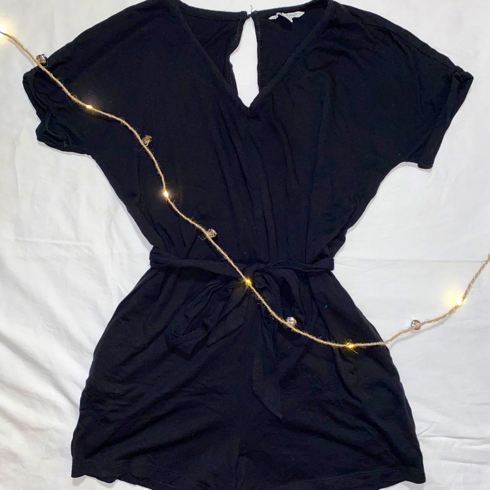 American Eagle Tie-Waist Romper - Size XXS (EUC)